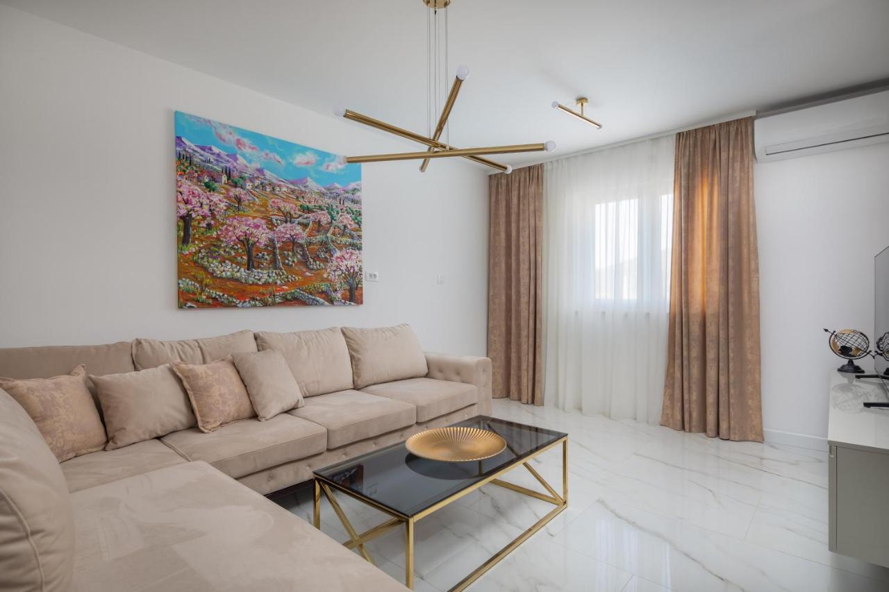 Apartments Villa Maracella مارينا المظهر الخارجي الصورة