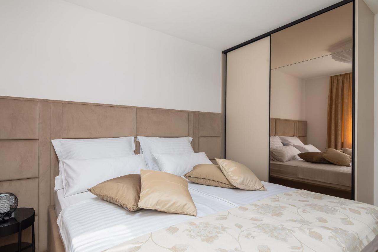 Apartments Villa Maracella مارينا المظهر الخارجي الصورة