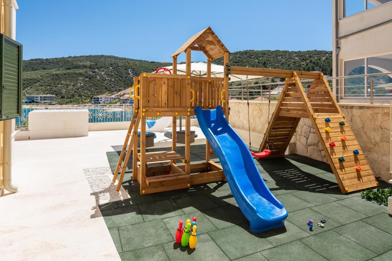 Apartments Villa Maracella مارينا المظهر الخارجي الصورة